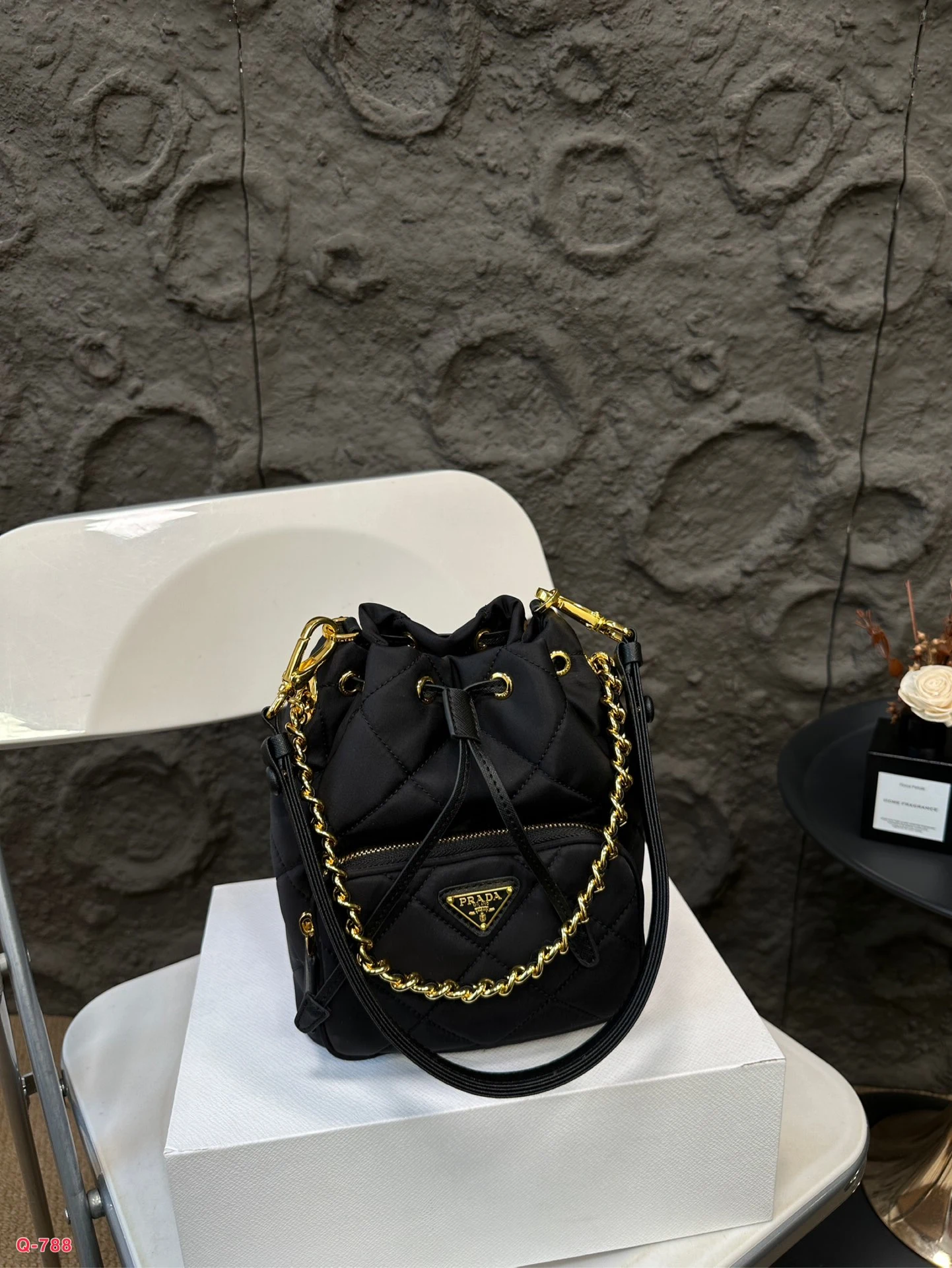 Prada Bag — 369f3725