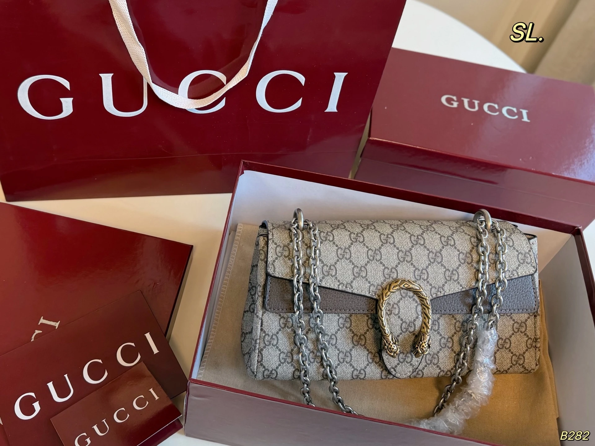 Gucci Bag — b271819a