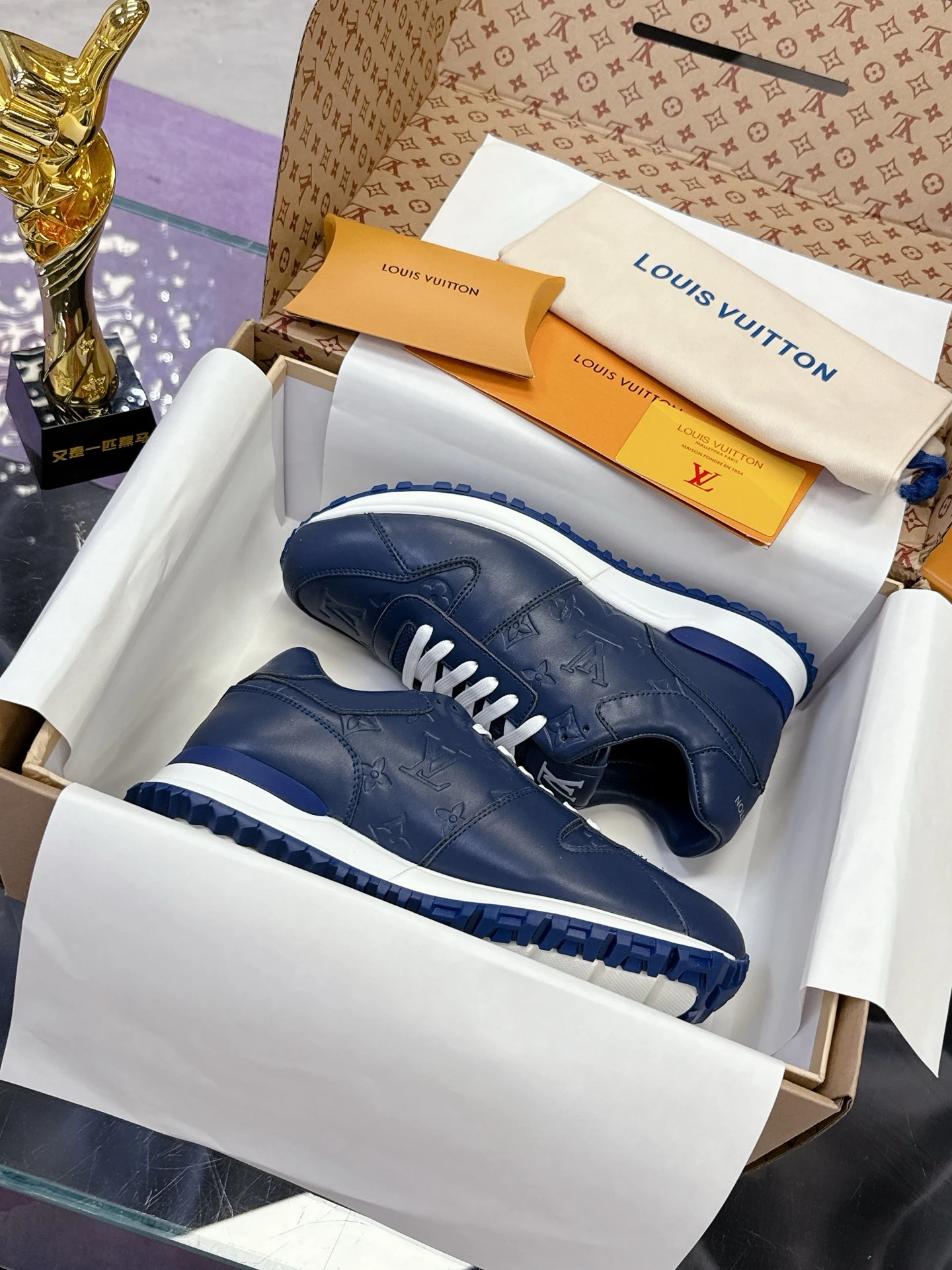 Louis Vuitton Sneakers — d43a5338