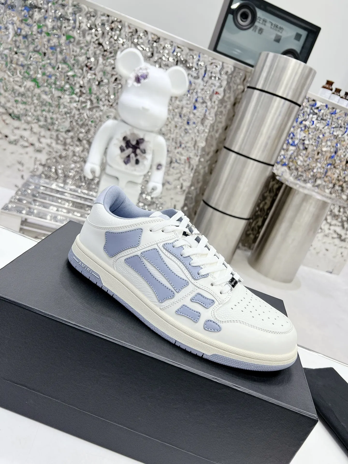 Amiri Sneakers — b8f9f9ba