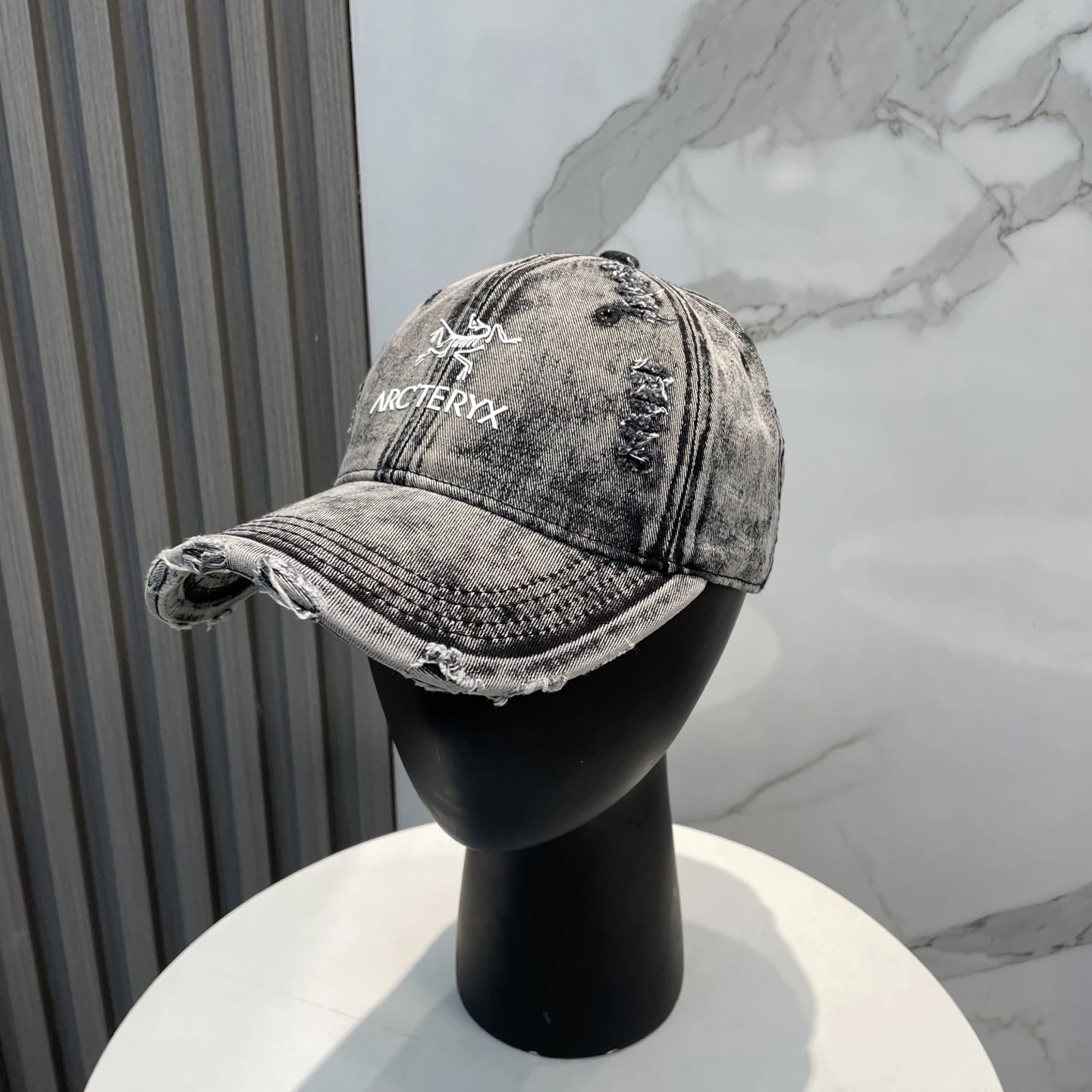 Balenciaga Hat — 1e57daa9