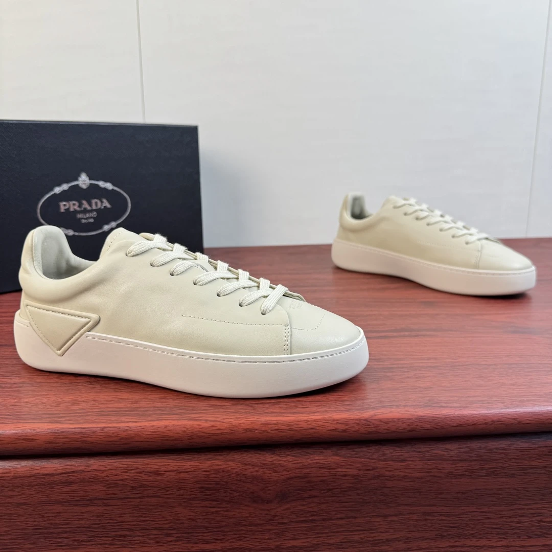 Prada Sneakers — 793f25d2
