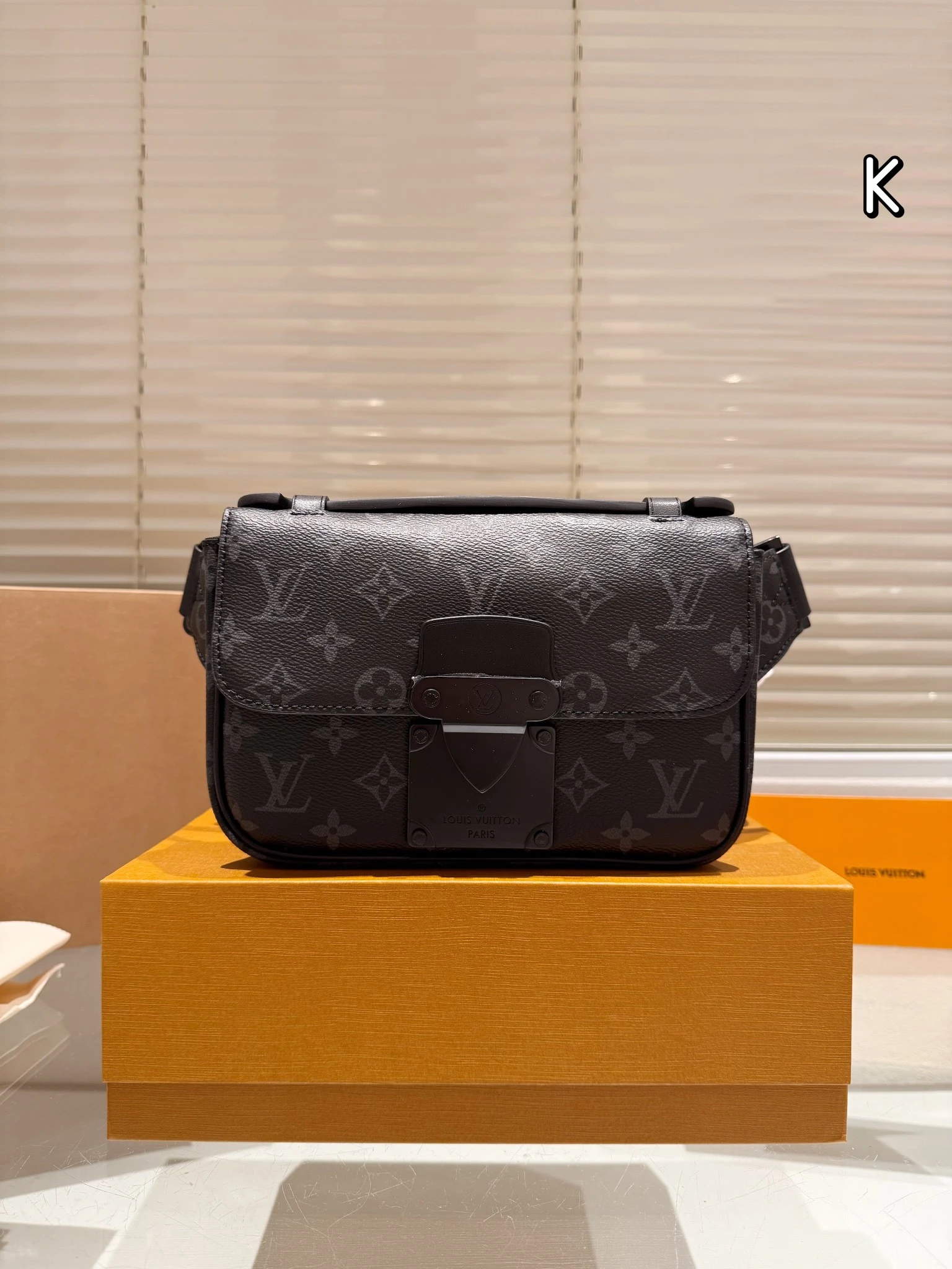 Louis Vuitton Bag — fcc757ef