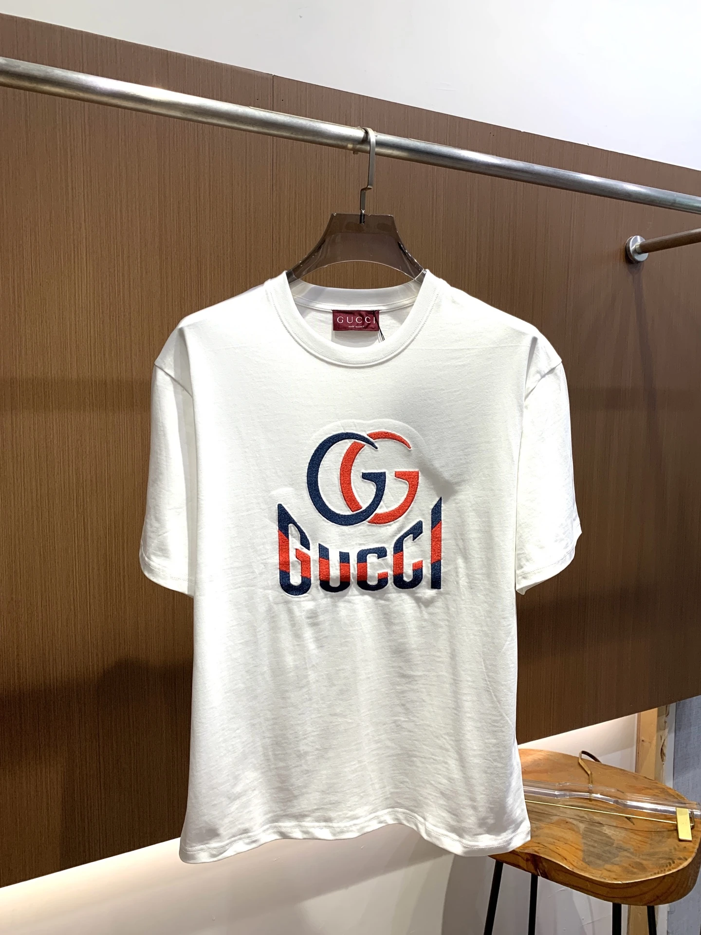 Gucci T-Shirt — d3e53ff4