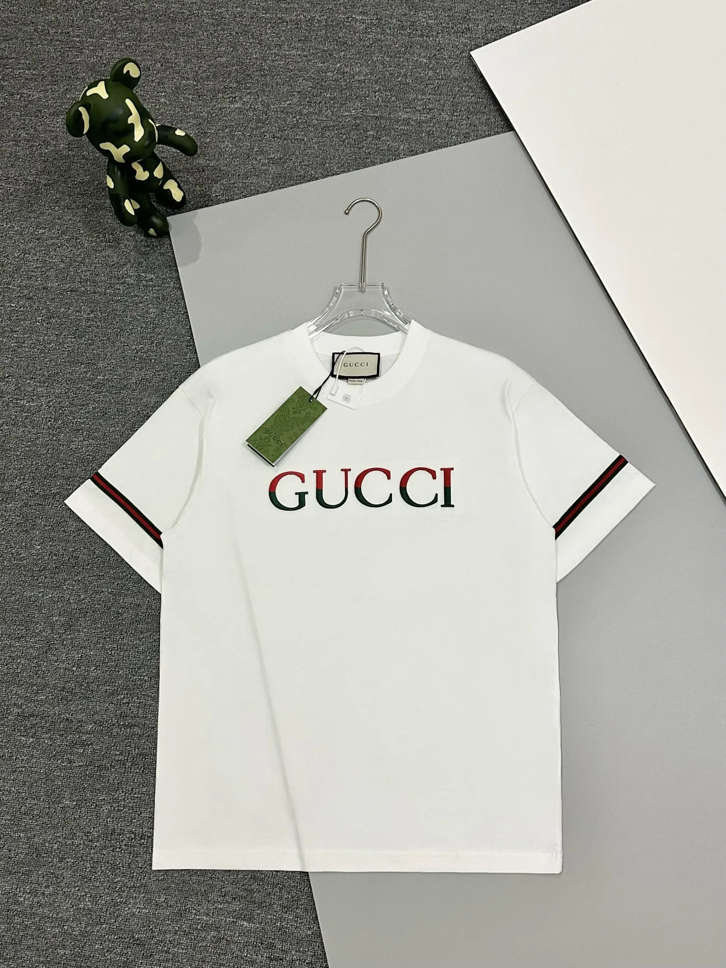 Gucci T-Shirt — 77e011a3