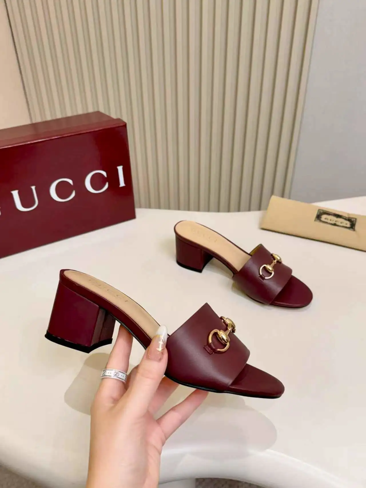 Gucci Shoes — ba36d942