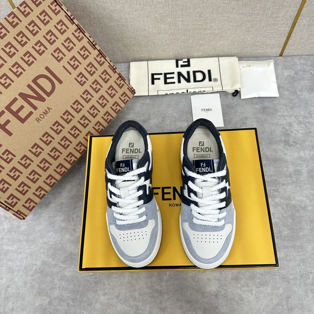 Fendi Sneakers — d4e42aea
