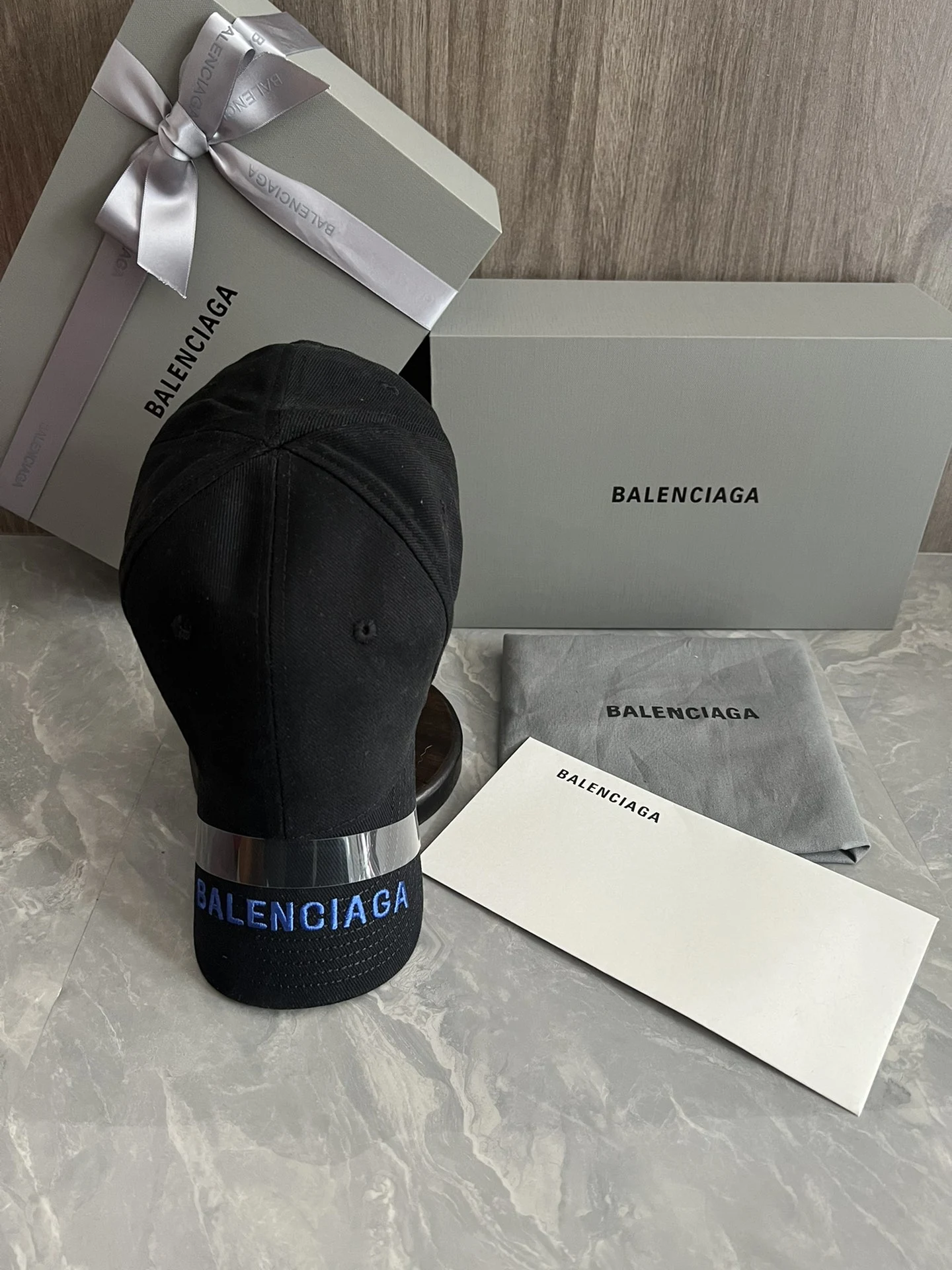 Balenciaga Hat — 18b9e005