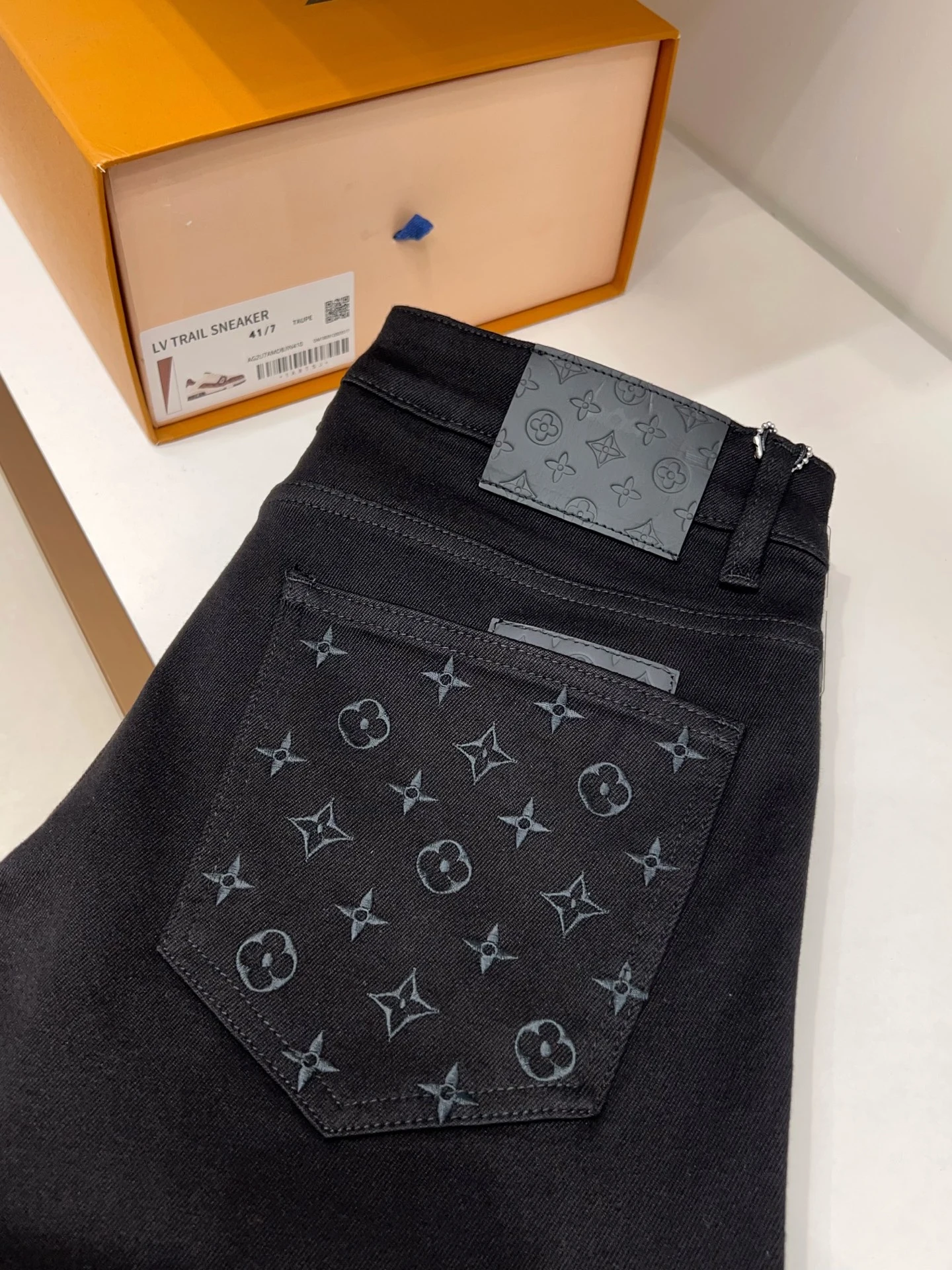 Jeans — f347dc63