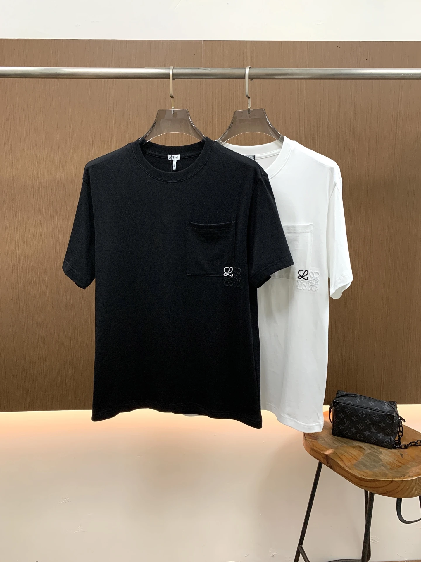 Loewe T-Shirt — d713f4d3