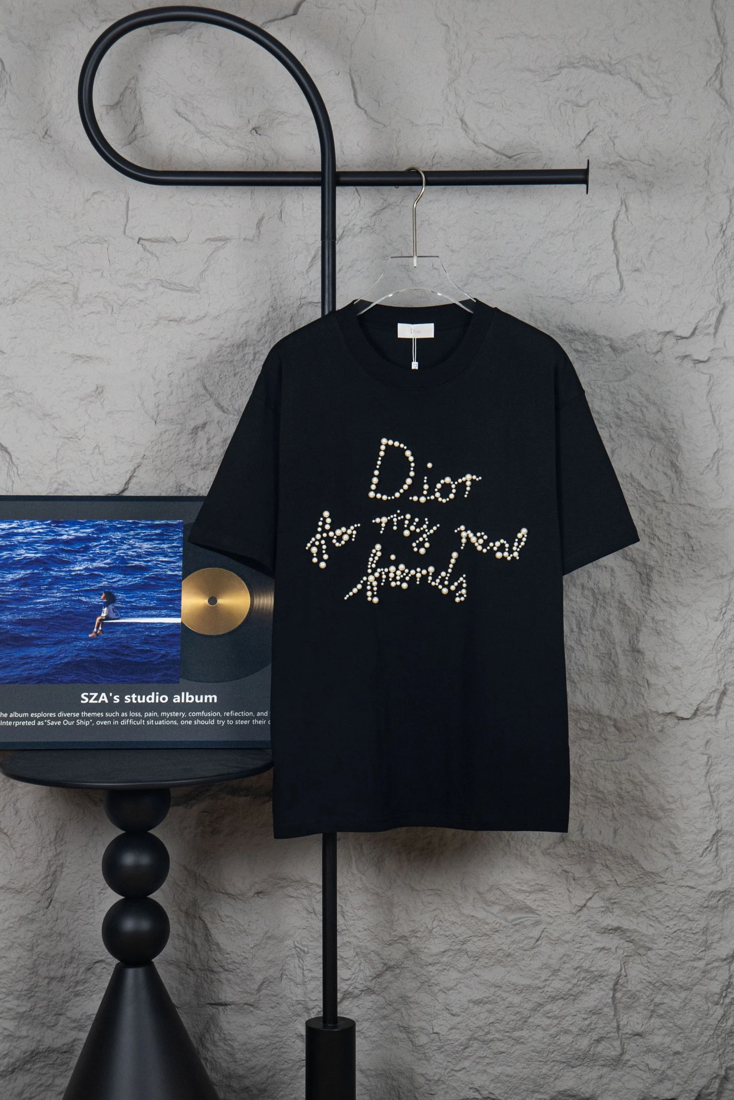 Dior T-Shirt — 59740b70