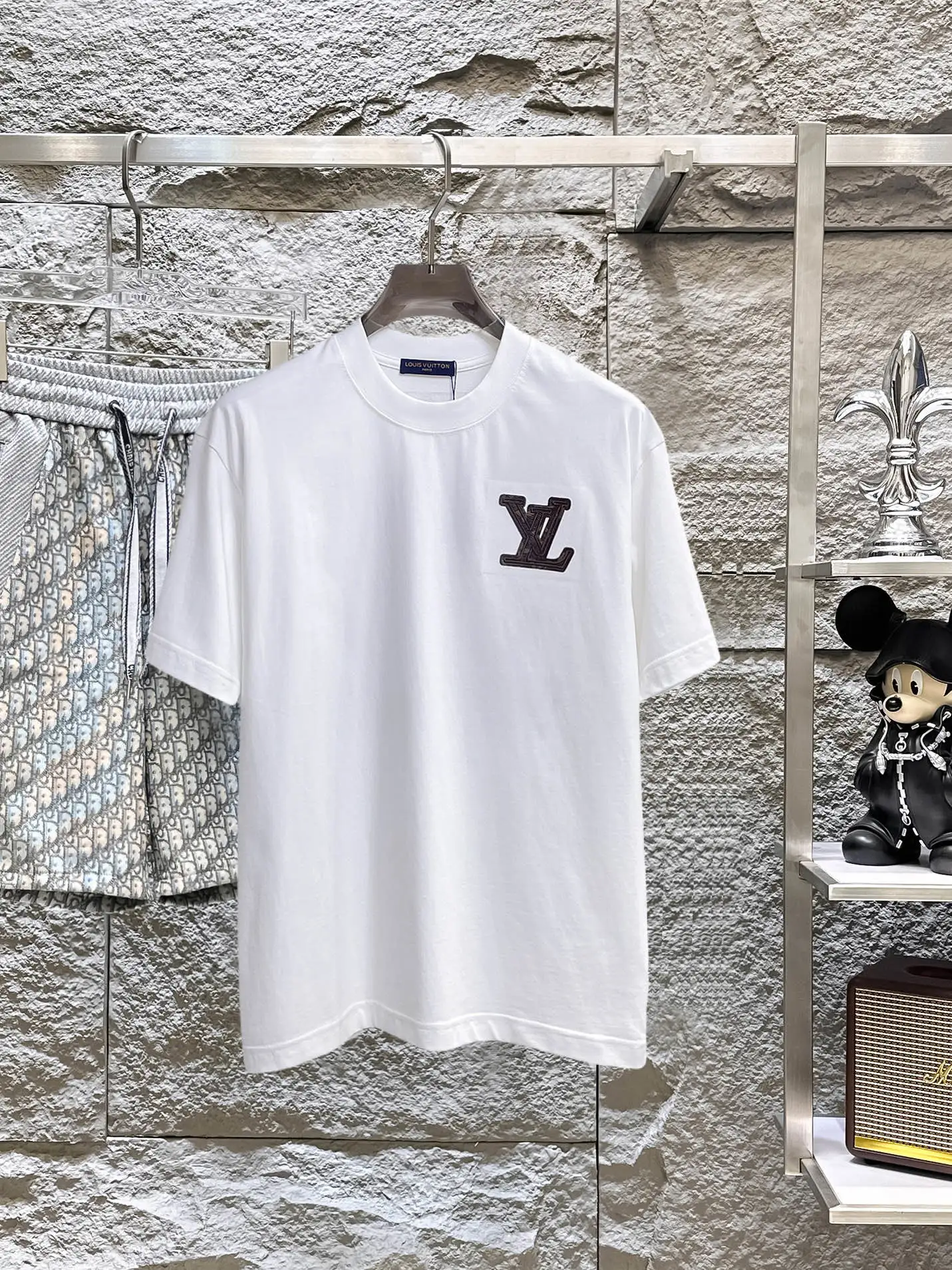 Louis Vuitton T-Shirt — 984c7ff1