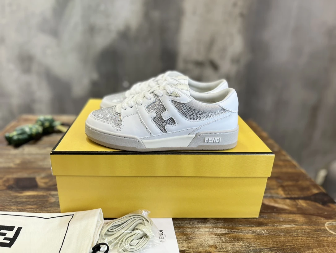 Fendi Sneakers — 1908870e