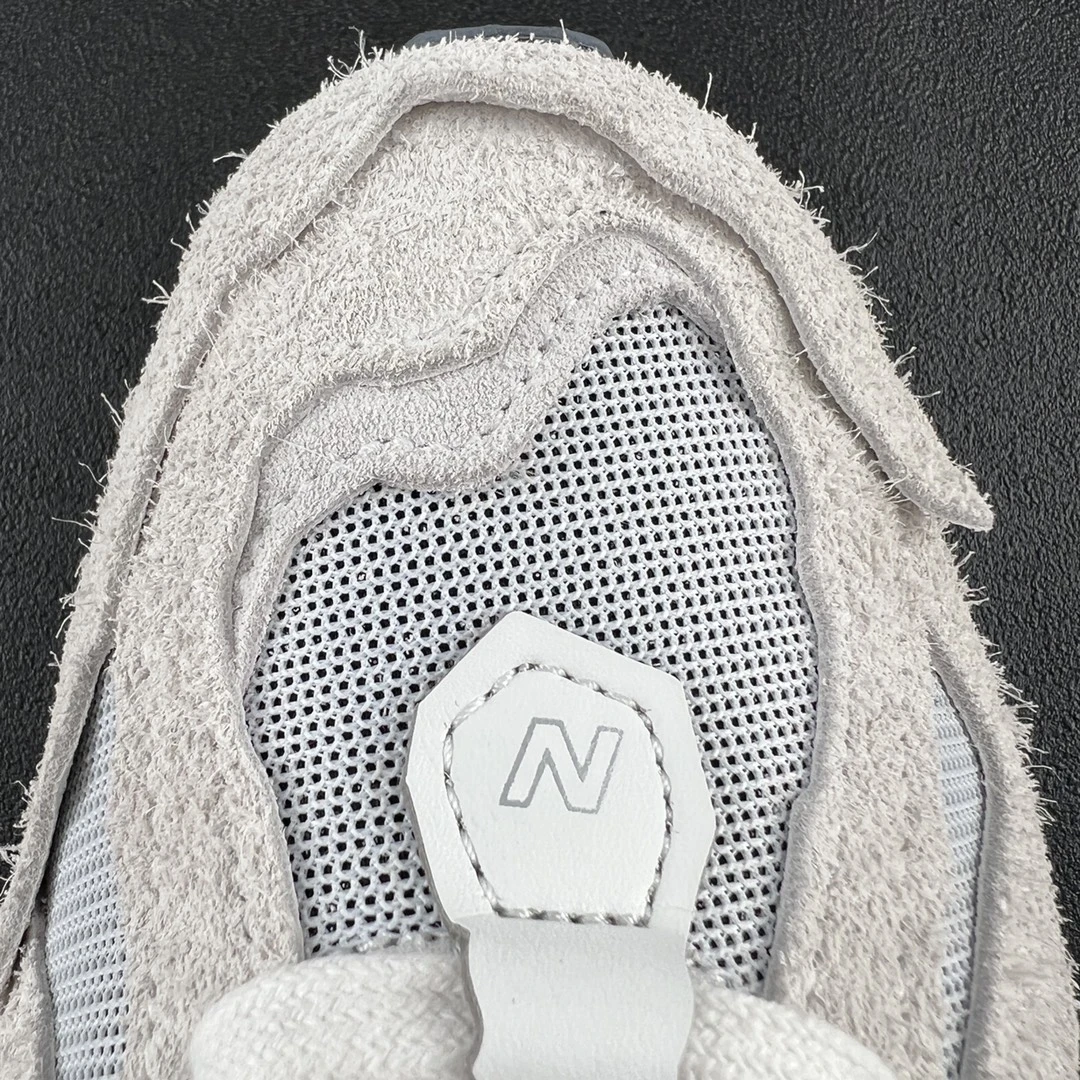 New Balance Shoes — 8609927d