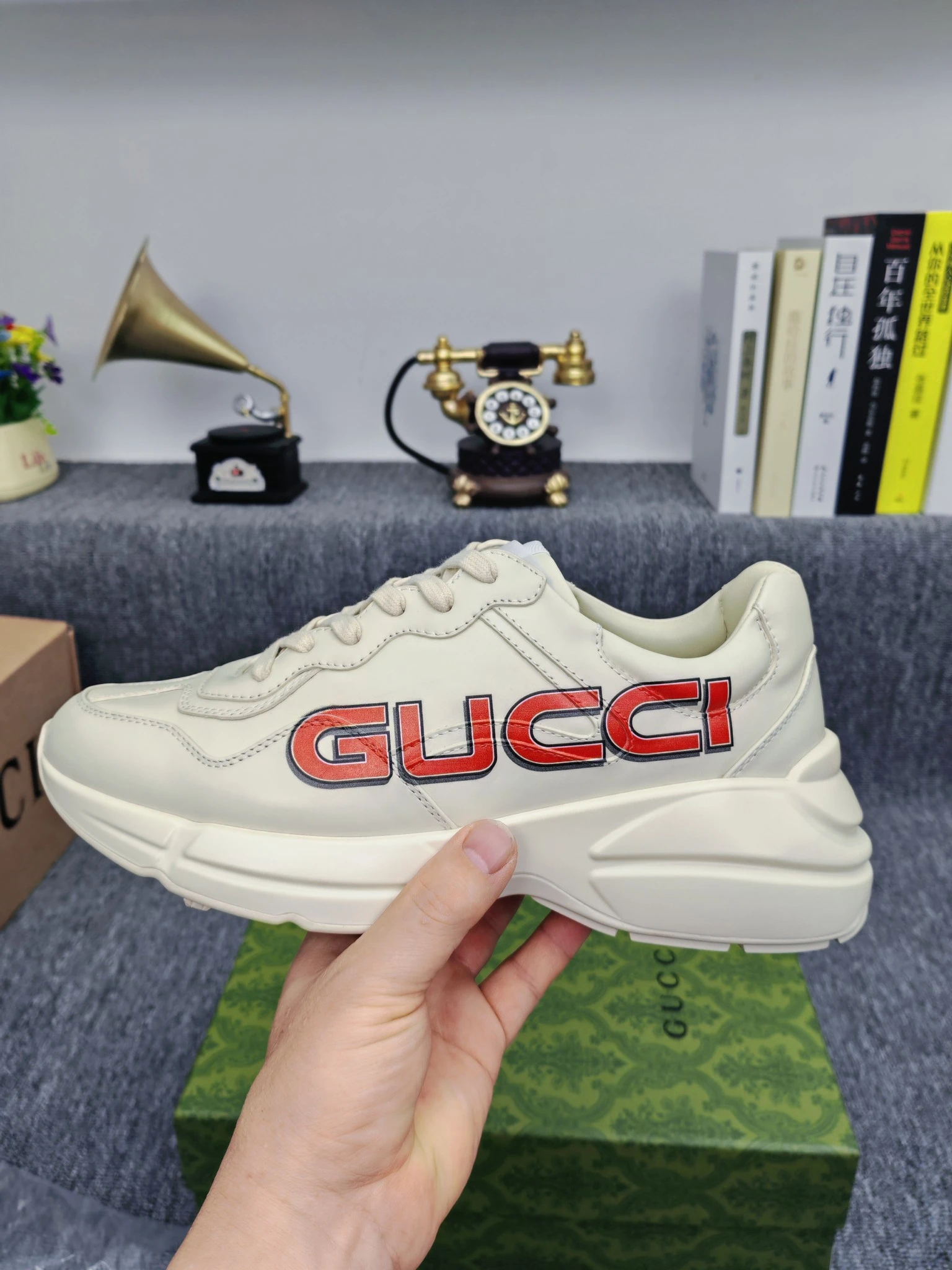 Gucci Shoes — b9a66a25