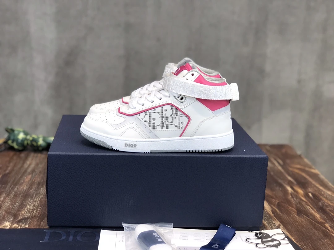 Dior Sneakers — c2c8c22c