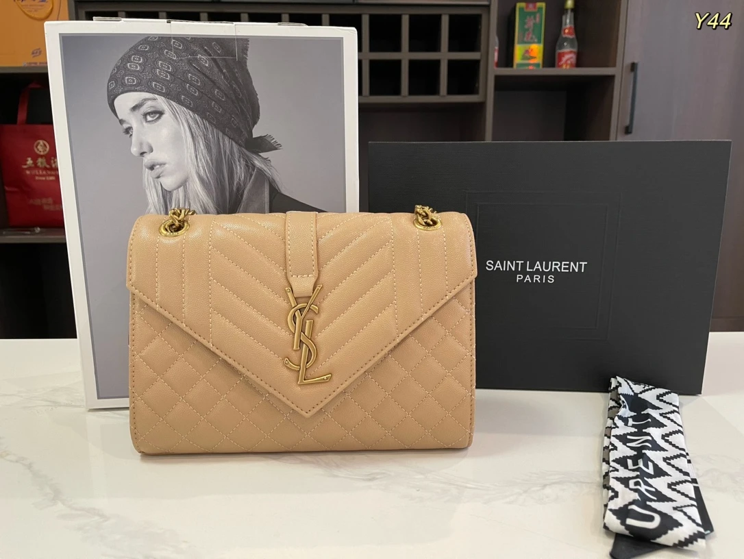 Saint Laurent Bag — 8f2d5fd1