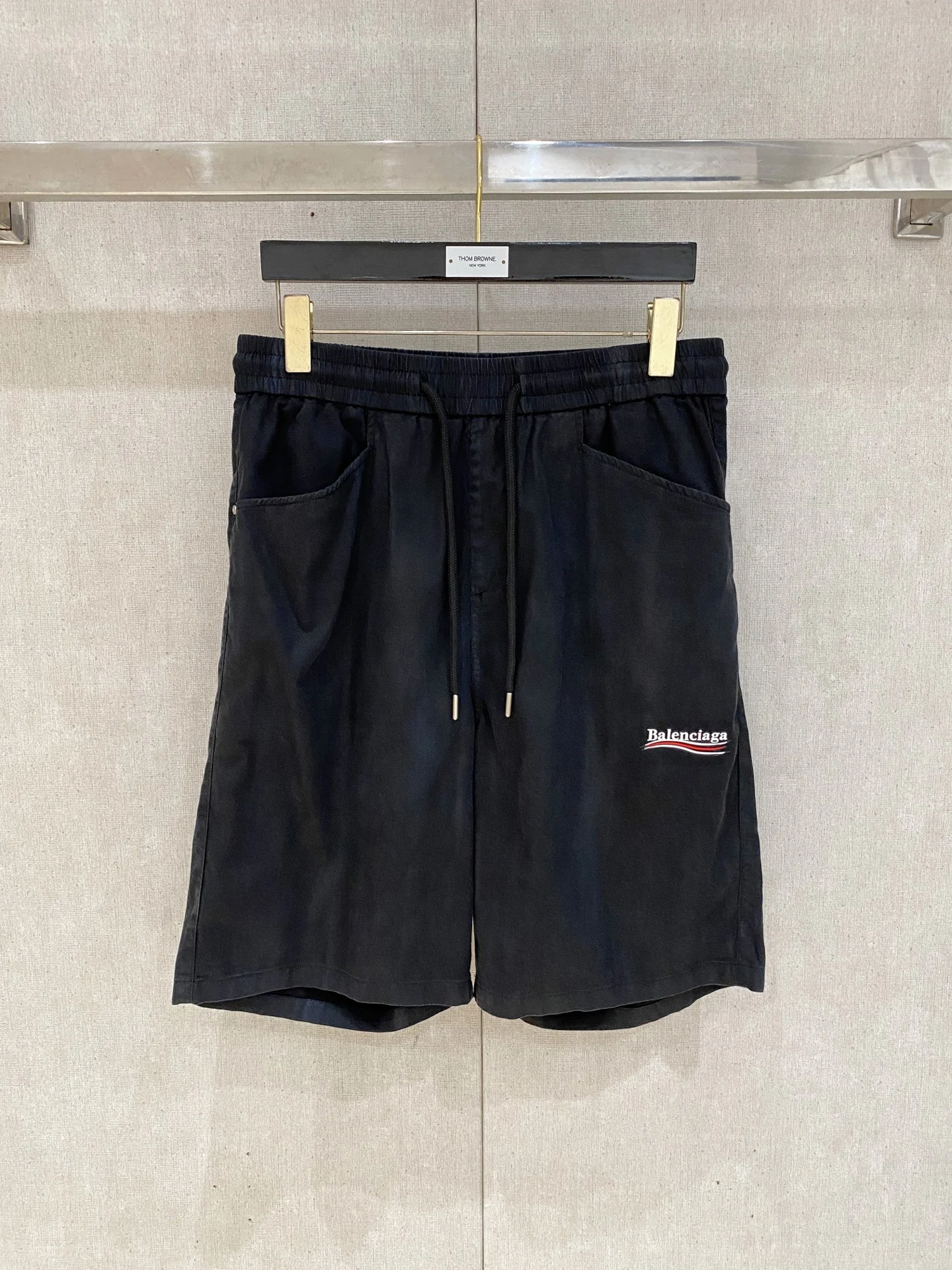 Balenciaga Shorts — 432965f7