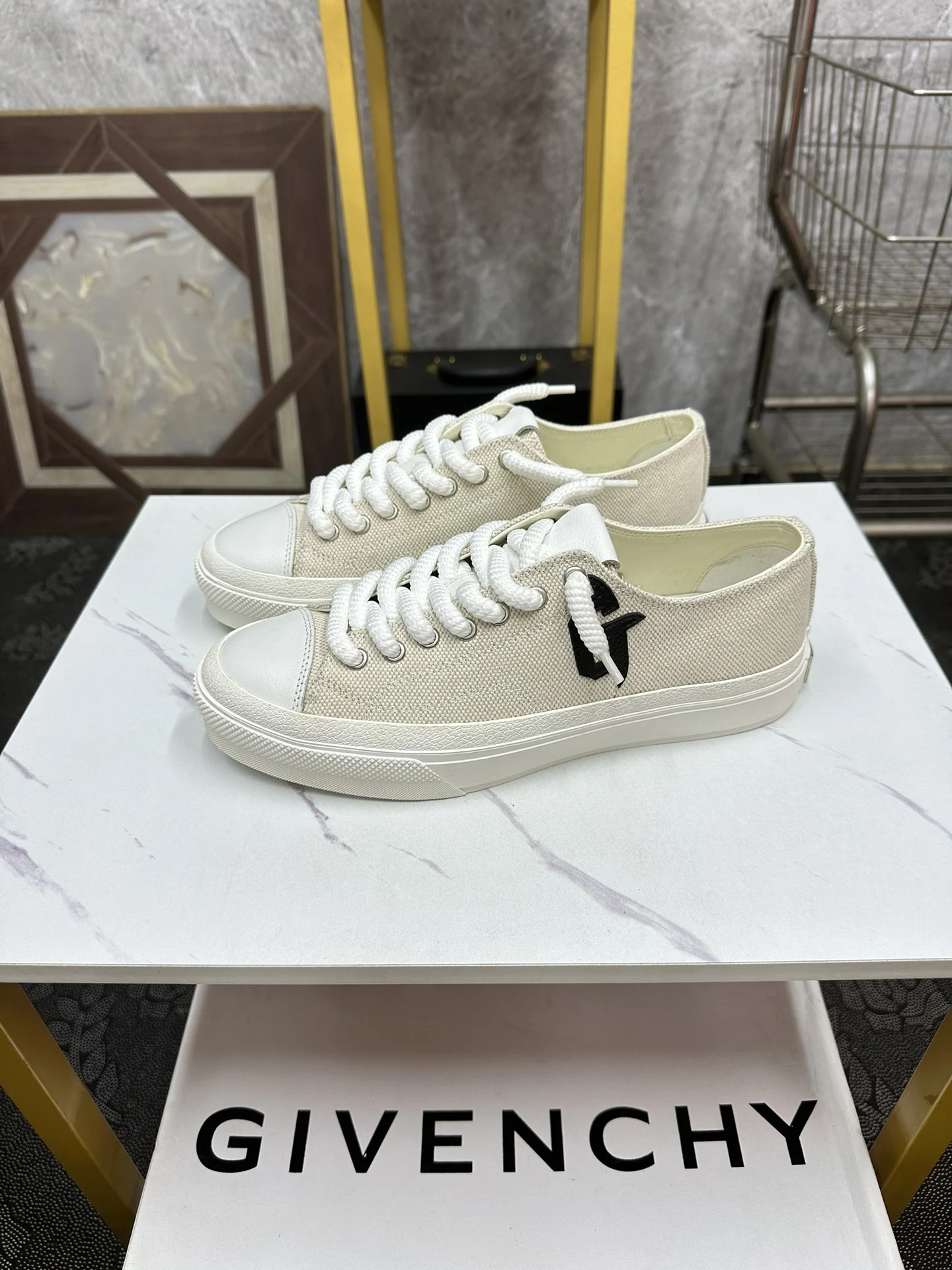 Givenchy Shoes — 00baee52
