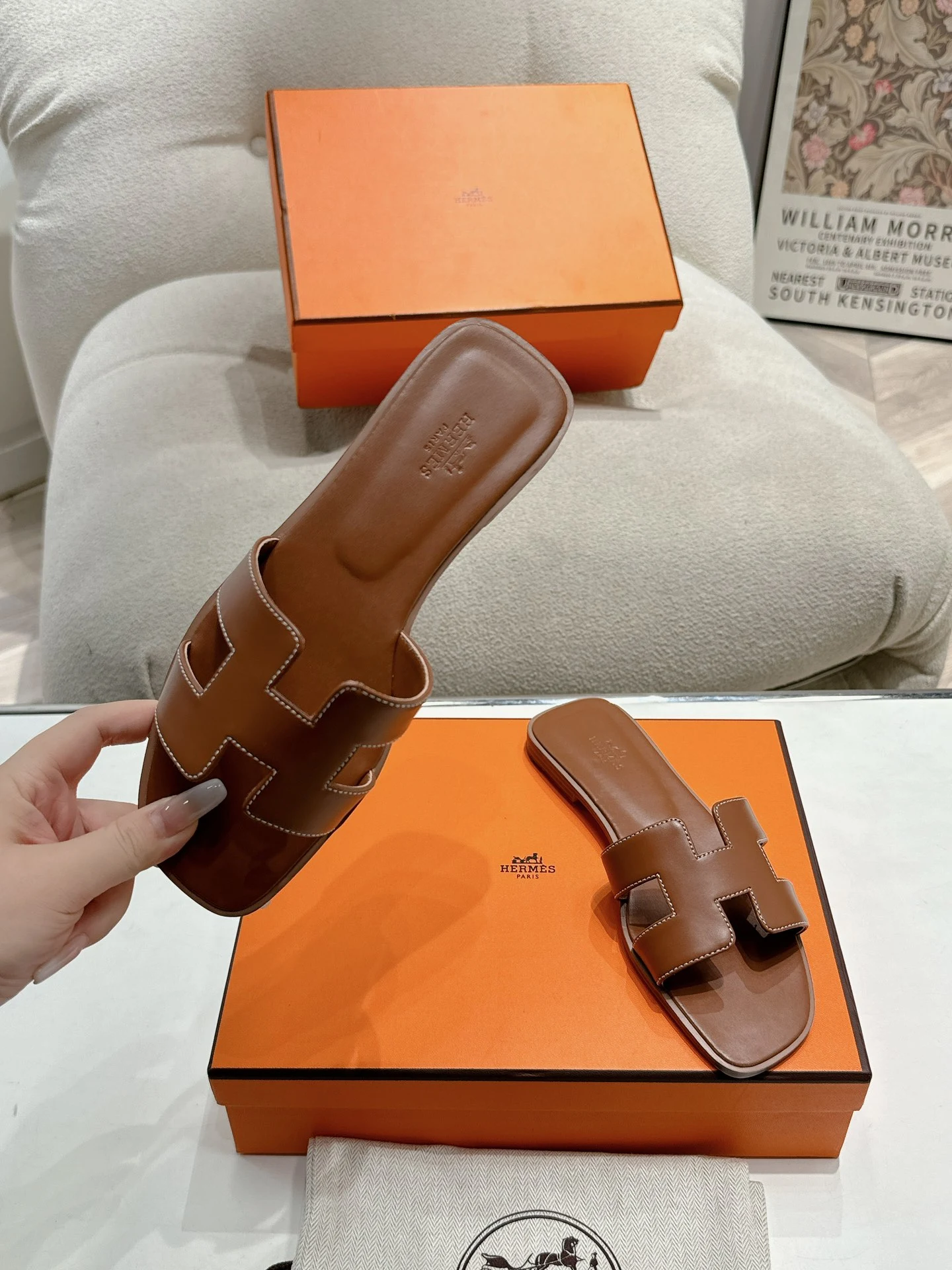 Hermès Slippers — 0cbdb927