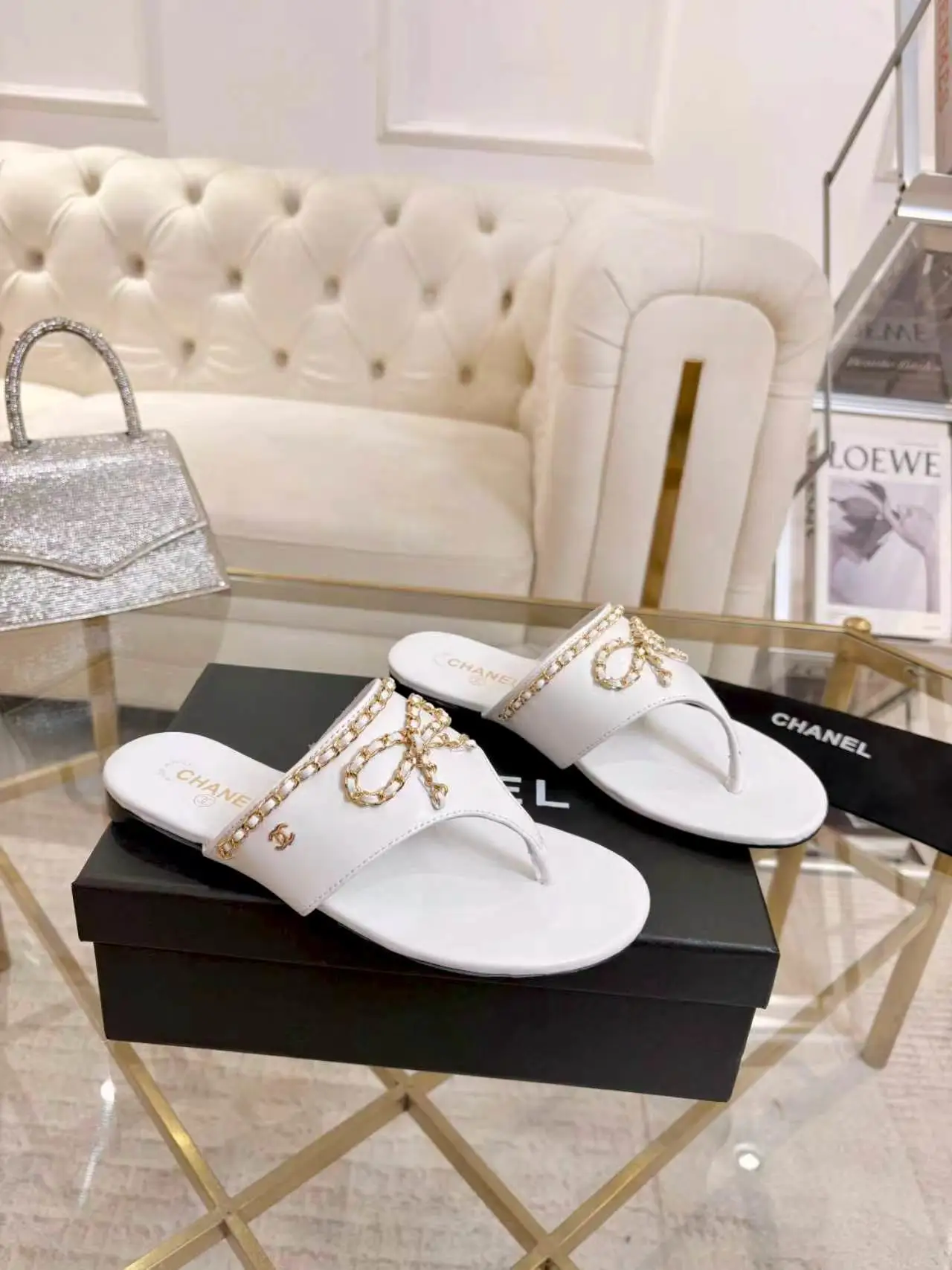 Chanel Shoes — 5dd579fc