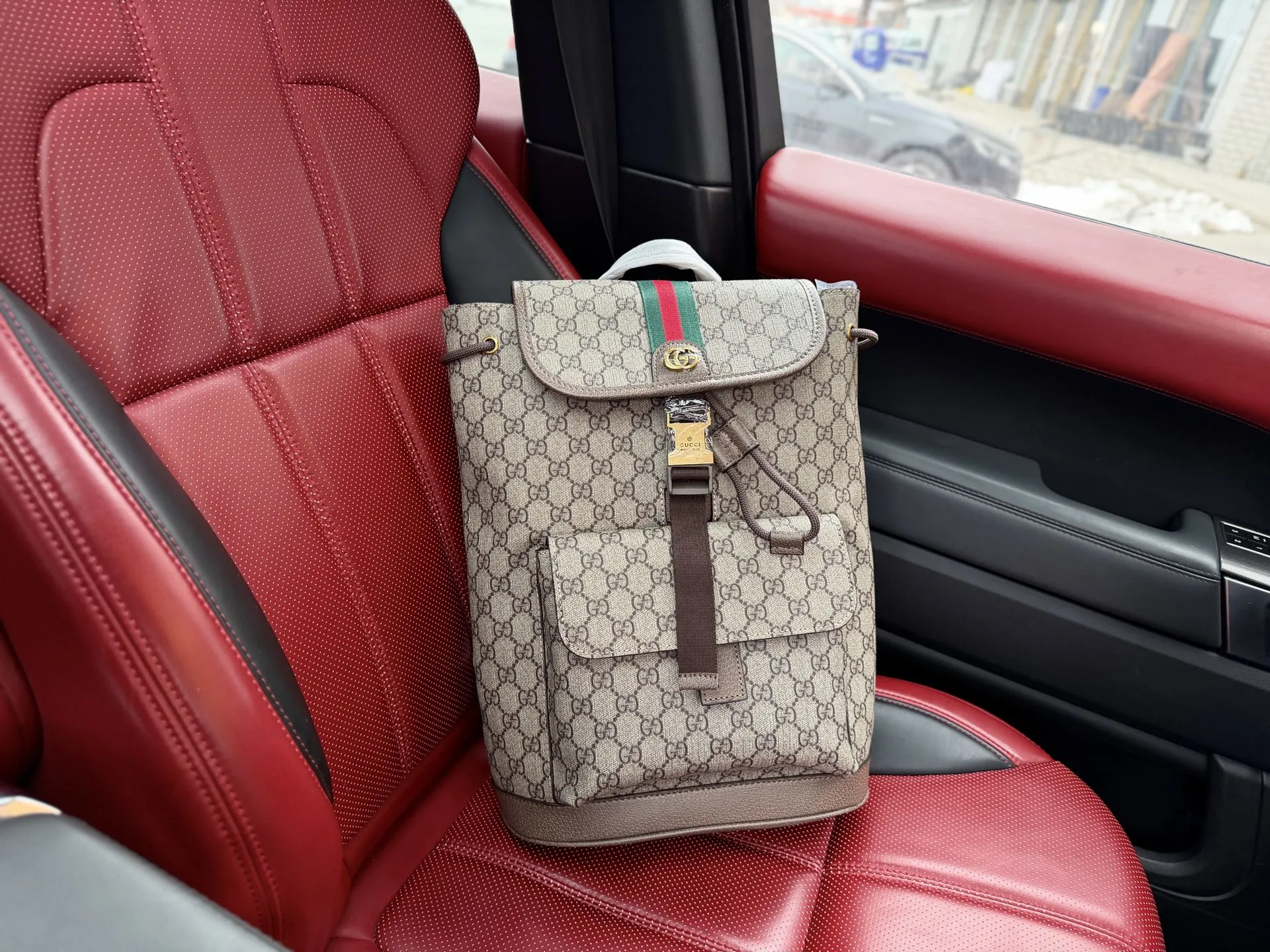 Gucci Bag — 85908340
