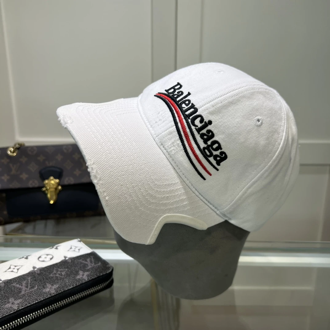 Balenciaga Hat — 3429f135