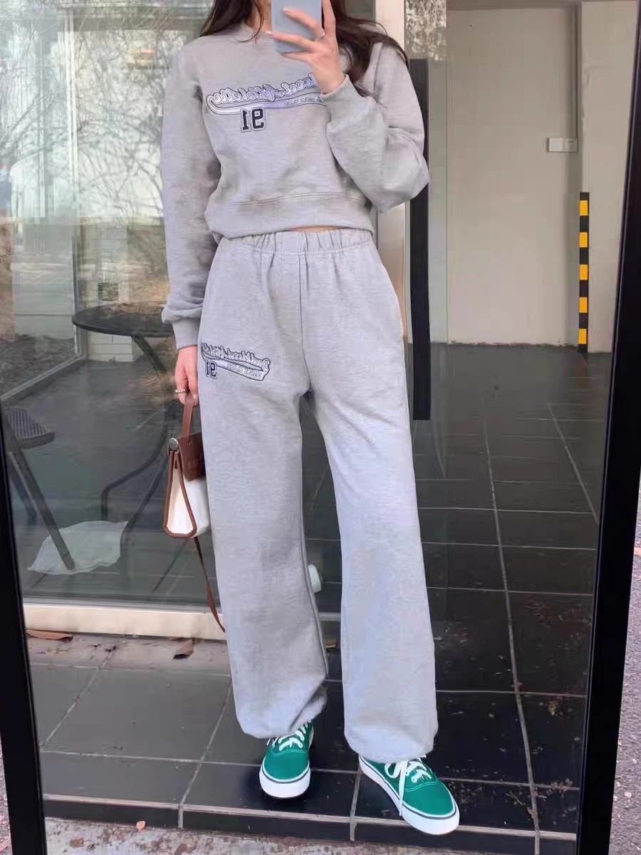 Sweatshirts — 43868265