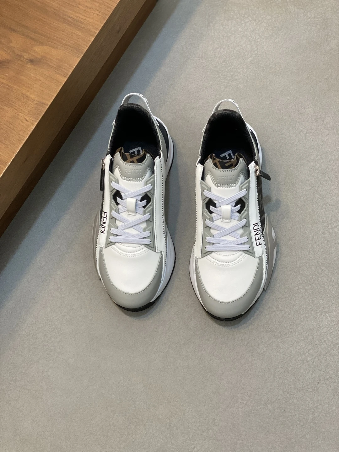 Fendi Sneakers — aefa1eca