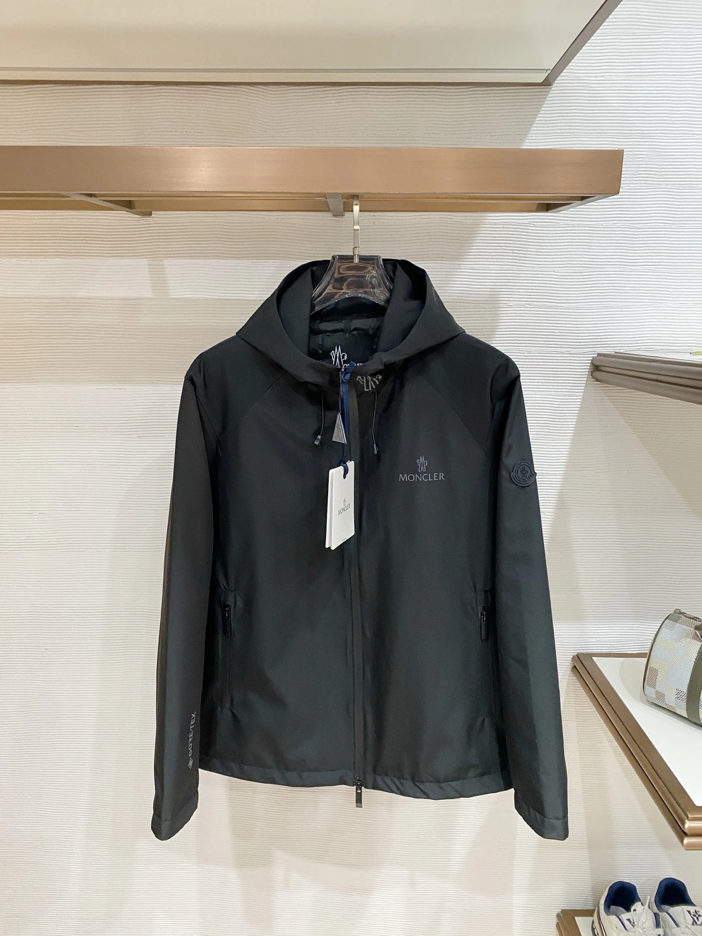 Moncler Jackets — 6e159f41