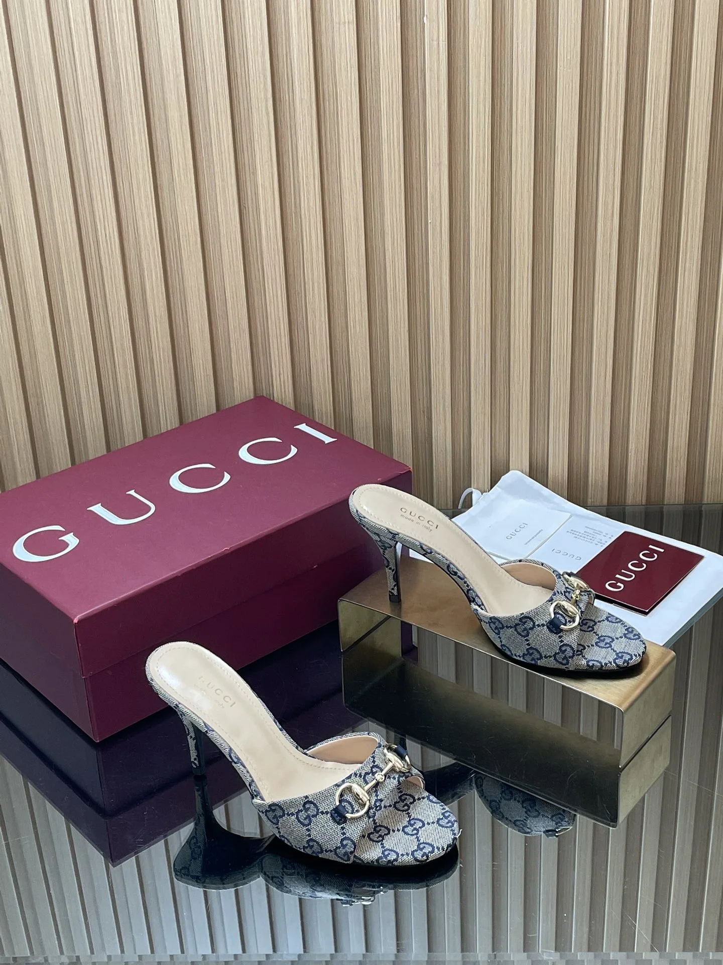Gucci Slippers — a63a4c7d