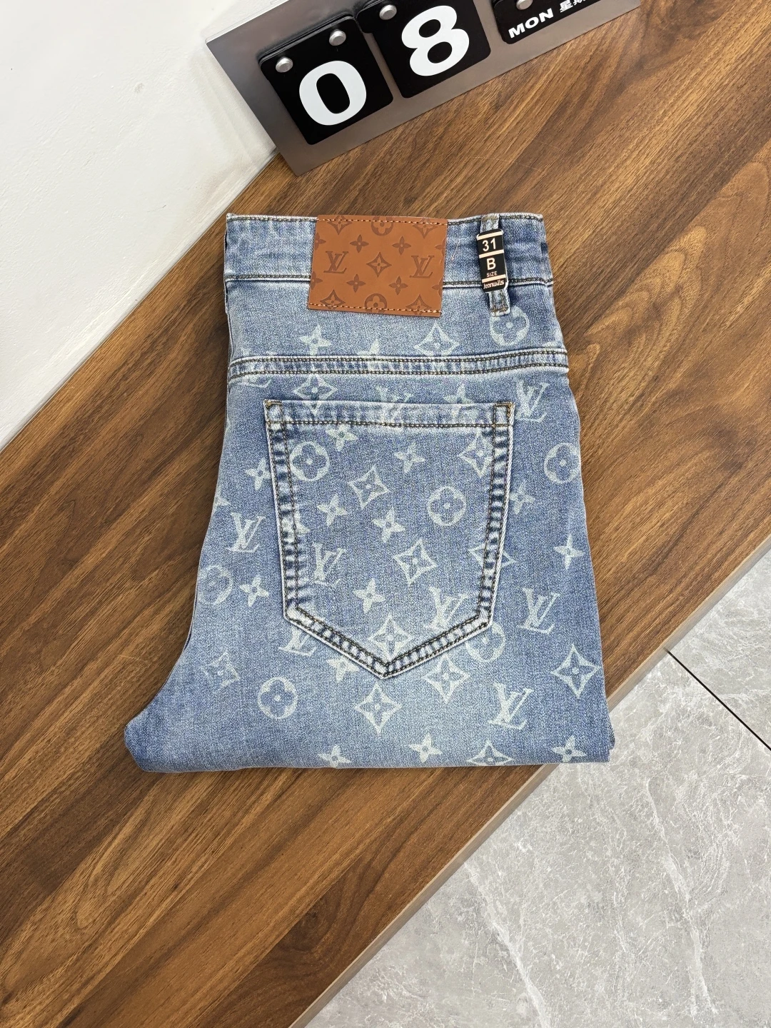 Louis Vuitton Jeans — 2c03dc06