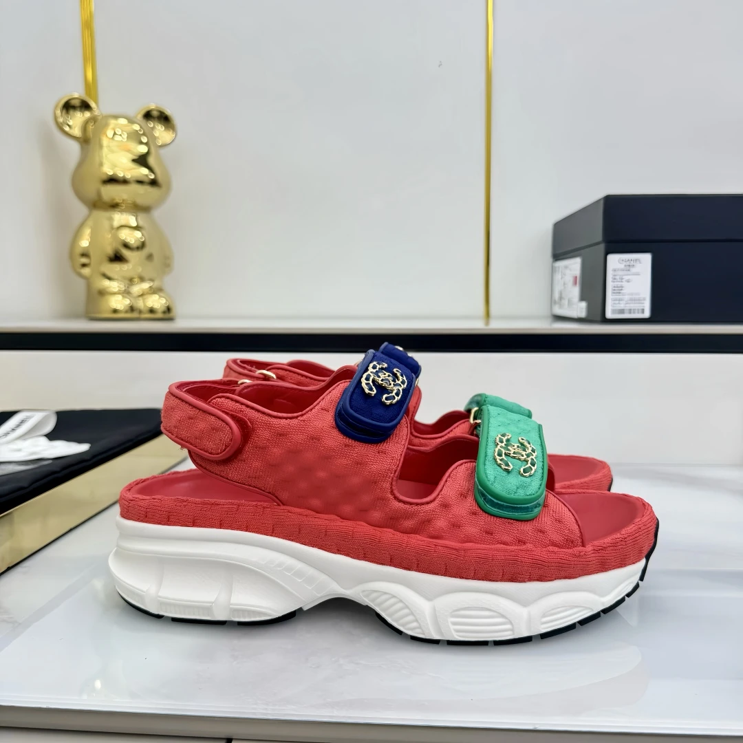 Chanel Slippers — eab94bec