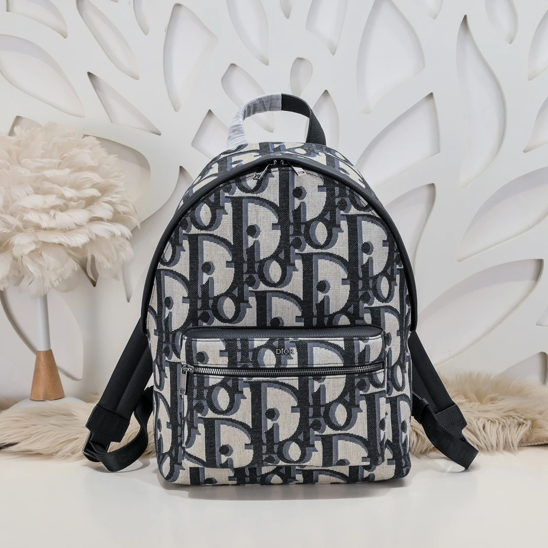 Dior Bag — 81bf23df