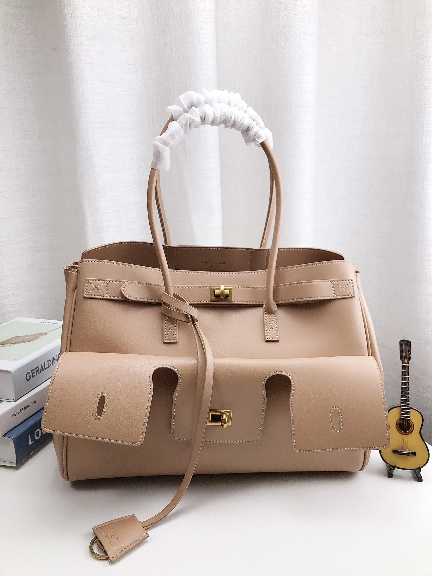 Balenciaga Bag — 819d6145