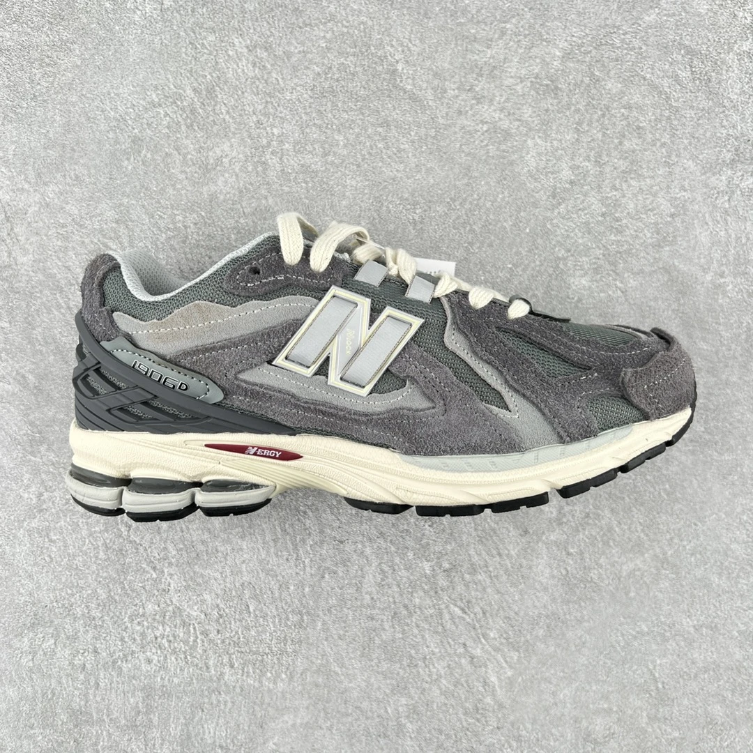 New Balance Shoes — 35770b00