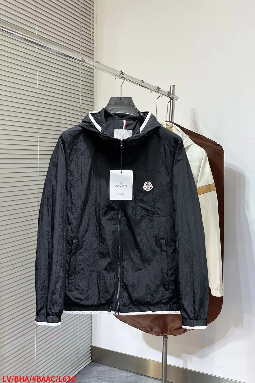 Moncler Jackets — 7f474da1