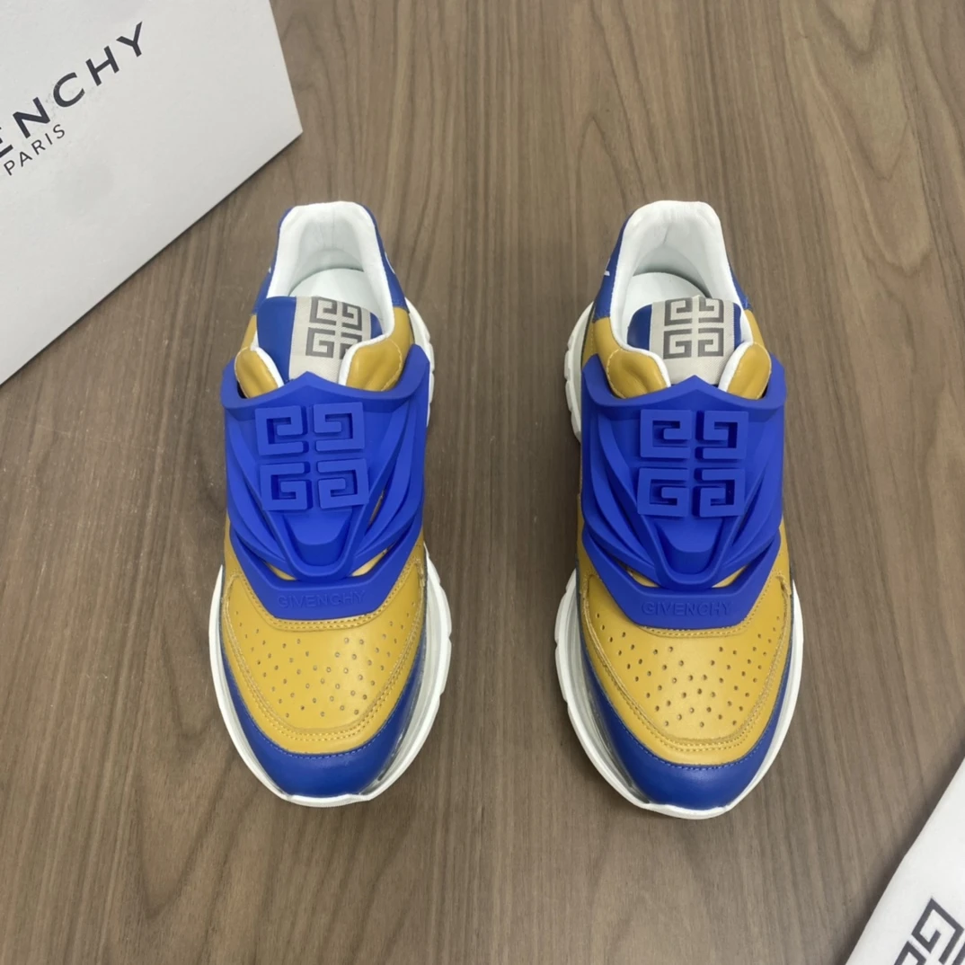 Givenchy Shoes — dbe55ee7