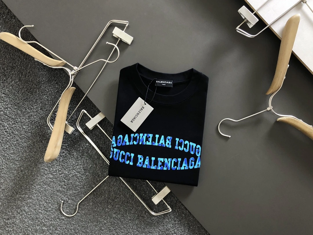 Balenciaga T-Shirt — b964d265