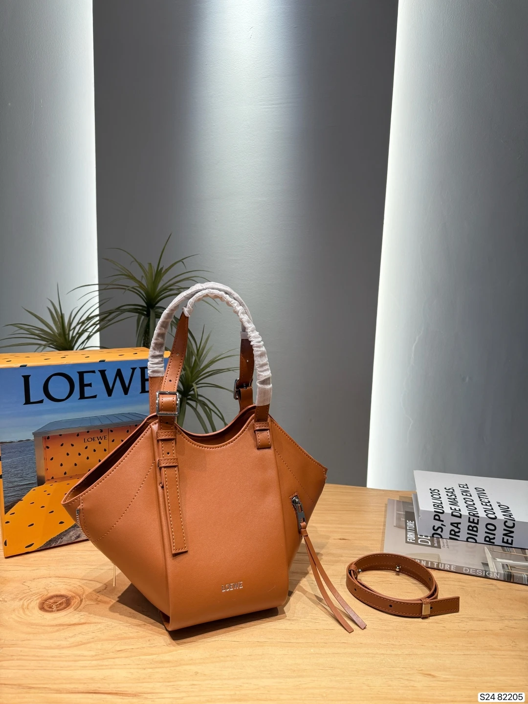 Loewe Bag — df934eee