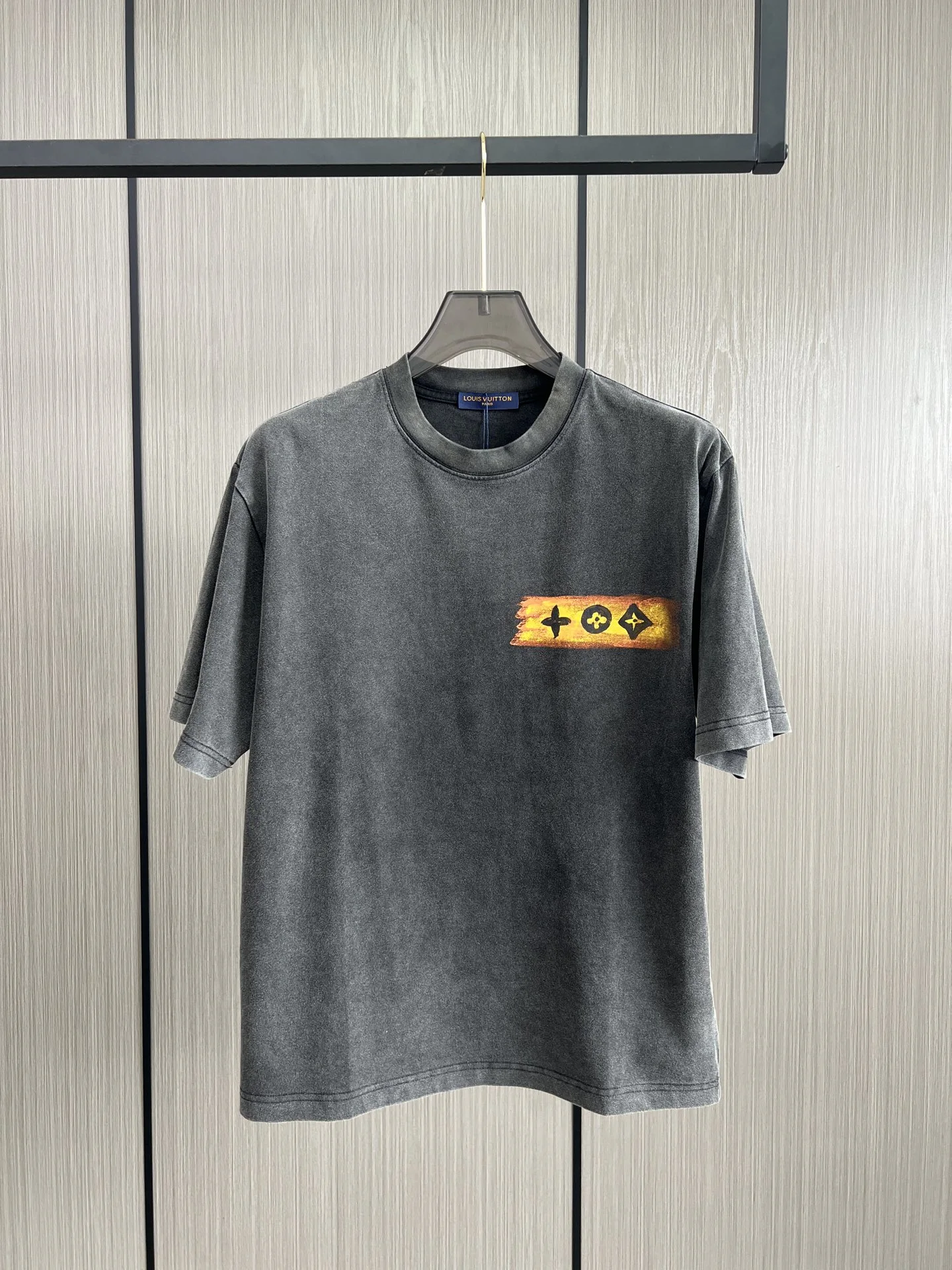 Louis Vuitton T-Shirt — fa590782