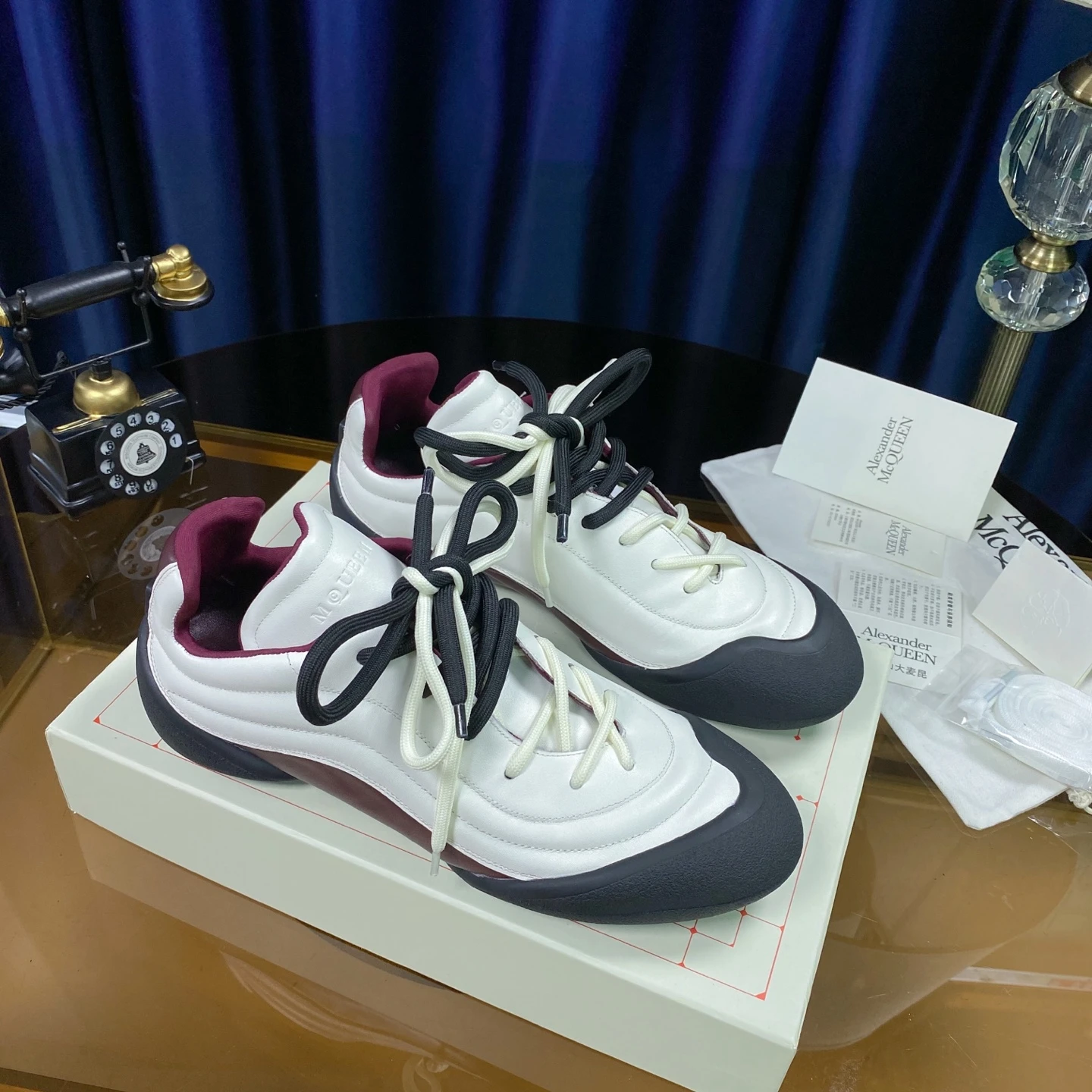 Alexander McQueen Sneakers — 69dae6fa