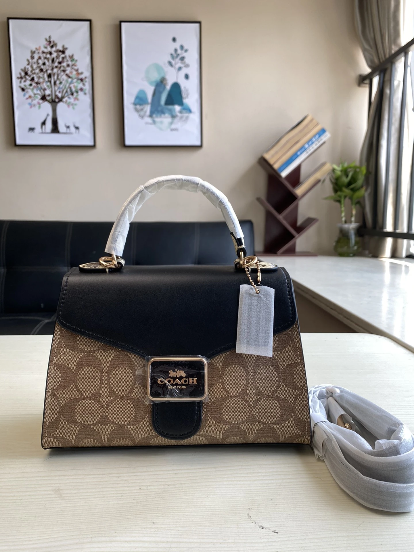 Coach Bag — 94b8db9c