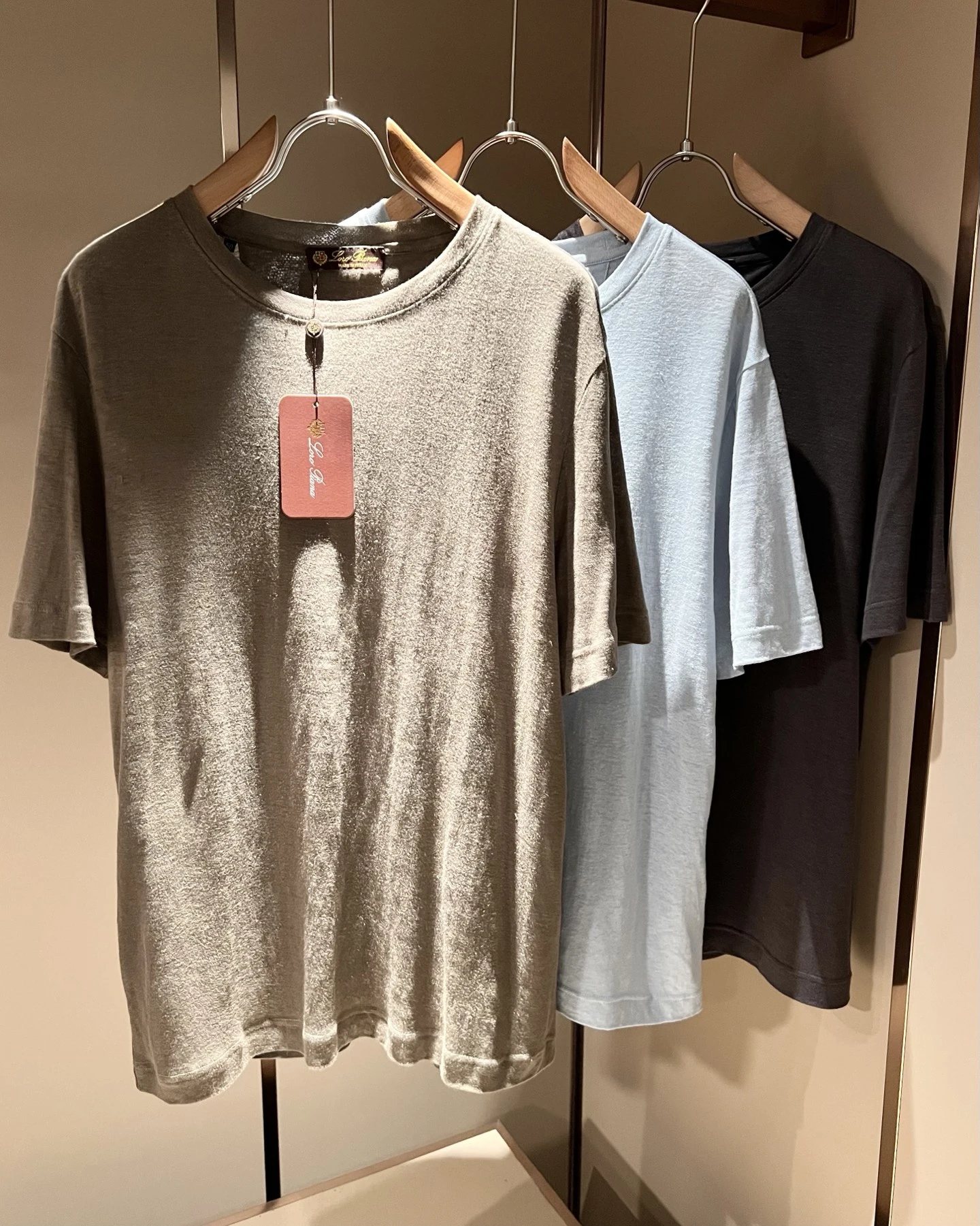 Loro Piana T-Shirt — c2b7e4c8