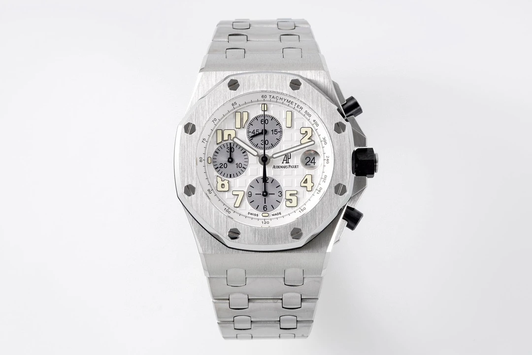 Audemars Piguet Watch — 92e11f15