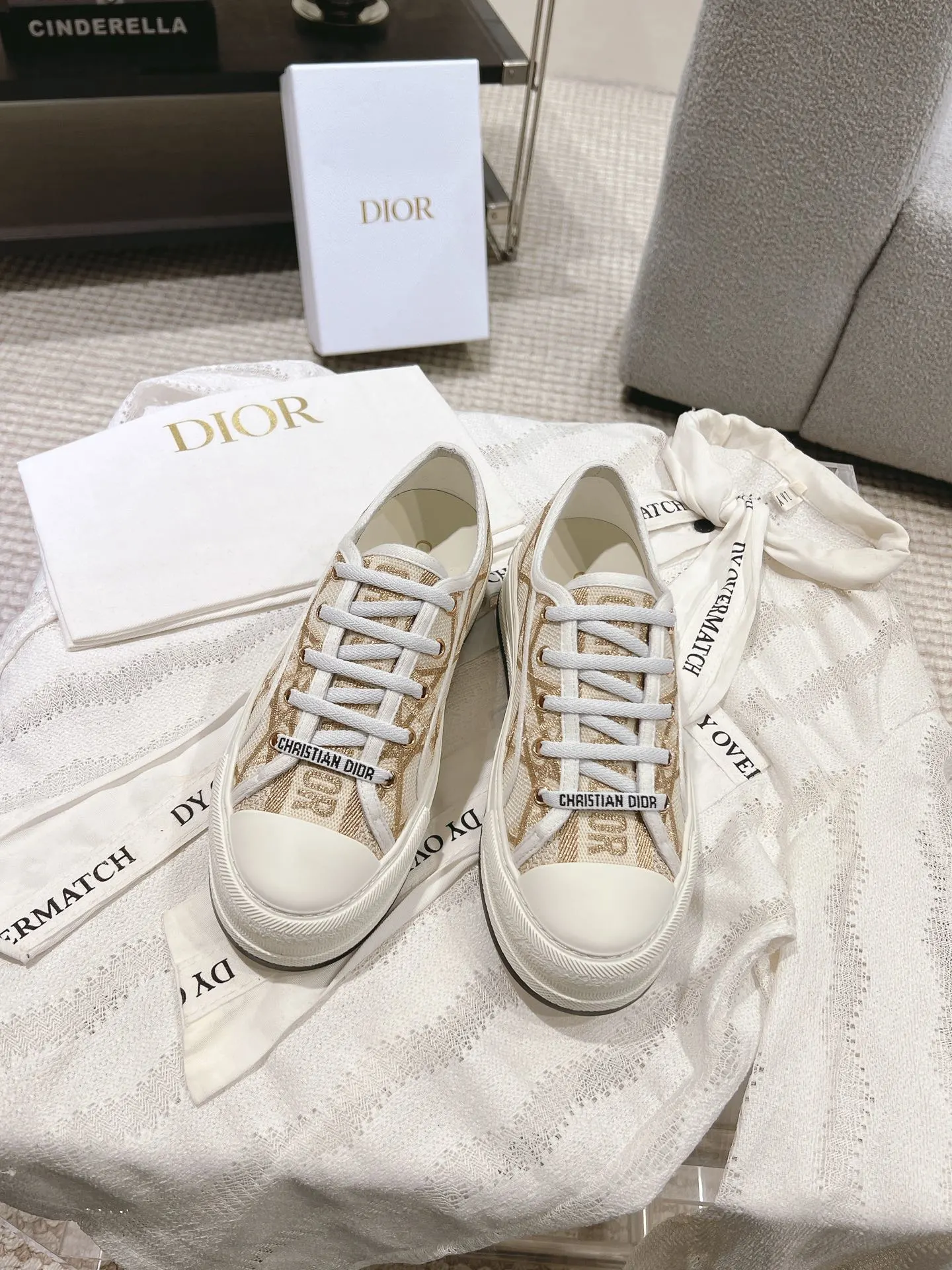Dior Sneakers — d6ab333c