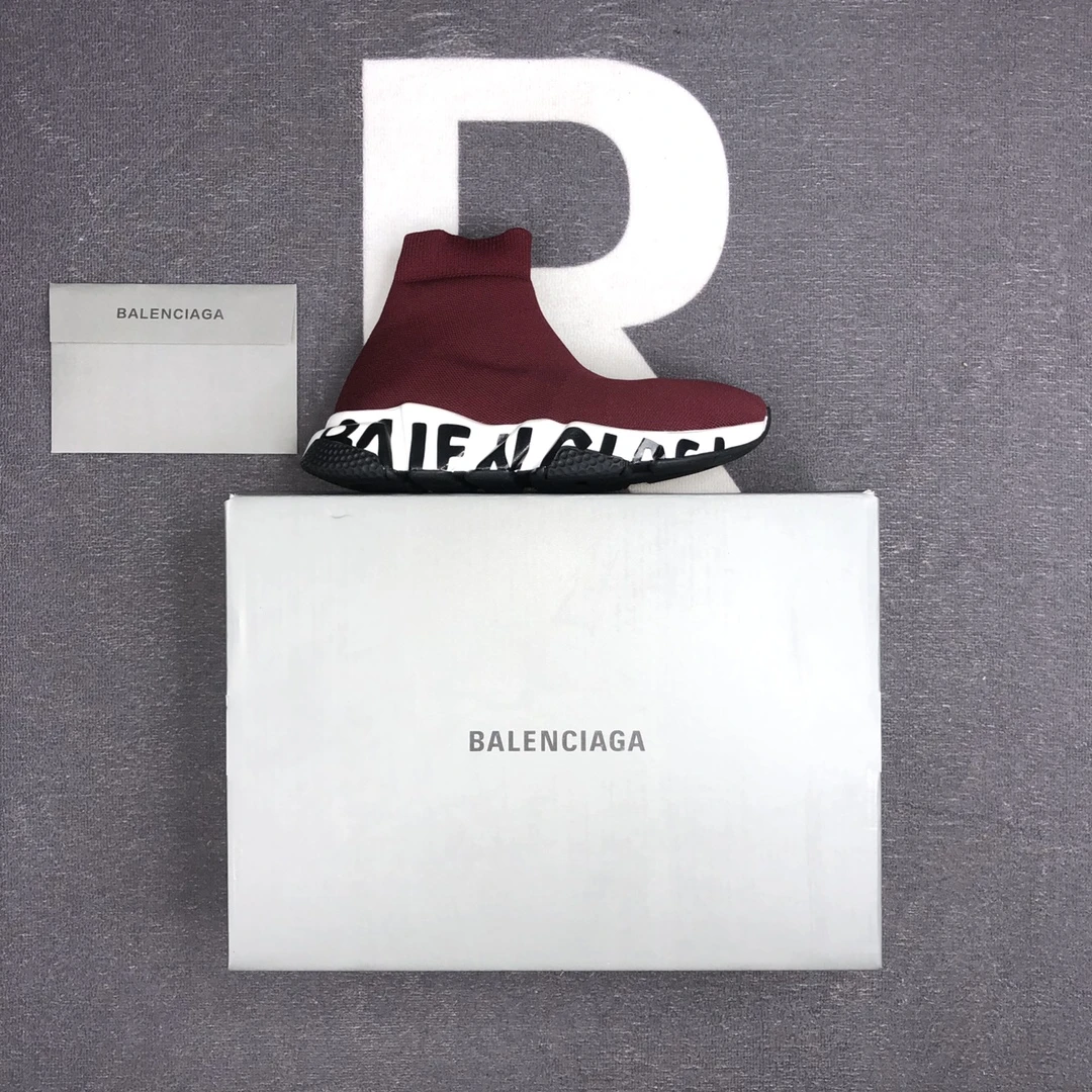 Balenciaga Sneakers — f81fb9ab