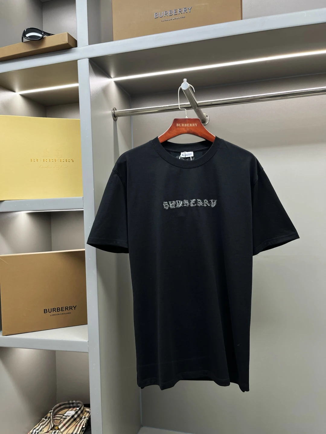 Burberry T-Shirt — 4ac3ffc7