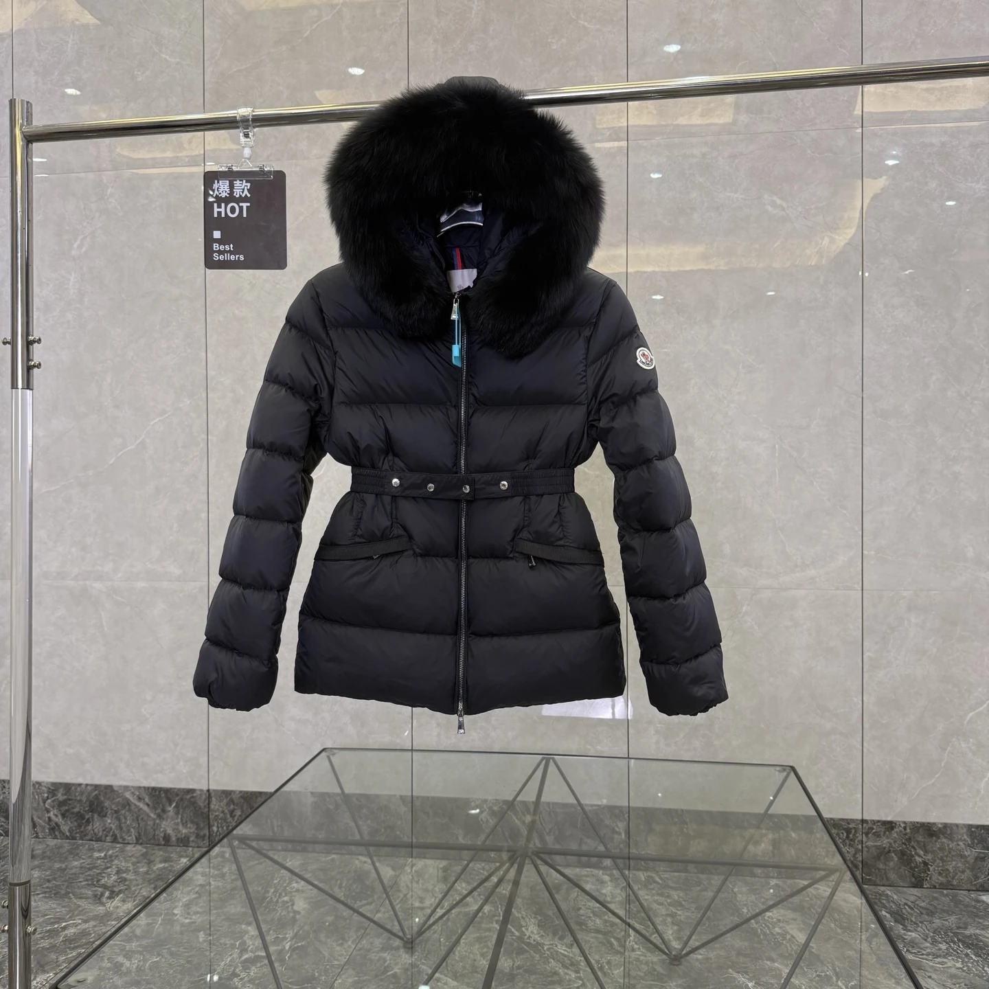 Moncler Down Jackets — e477ffac