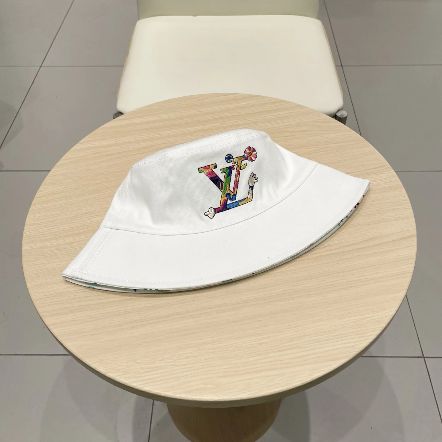 Louis Vuitton Hats — c7e4d5ea